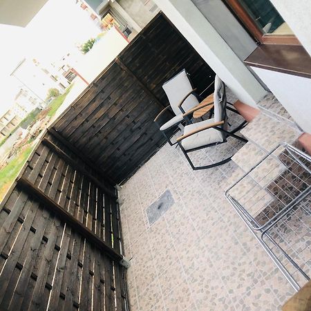 Appartamento Beachside Studio Mamaia Nord Năvodari Esterno foto
